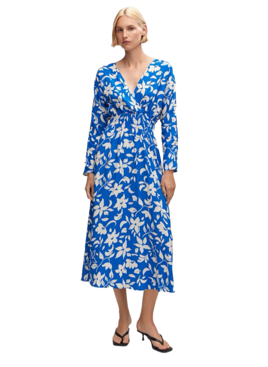 https://accessoiresmodes.com//storage/photos/2339/ROBES MANGO/kim2.png